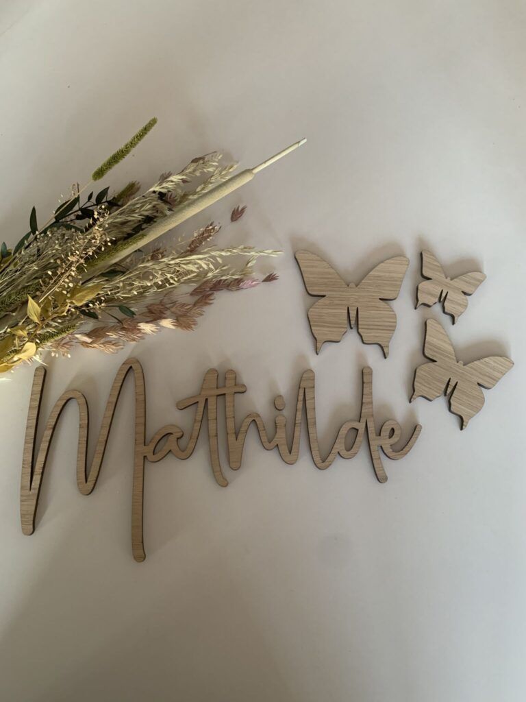 Sommerfugle -flere materialer