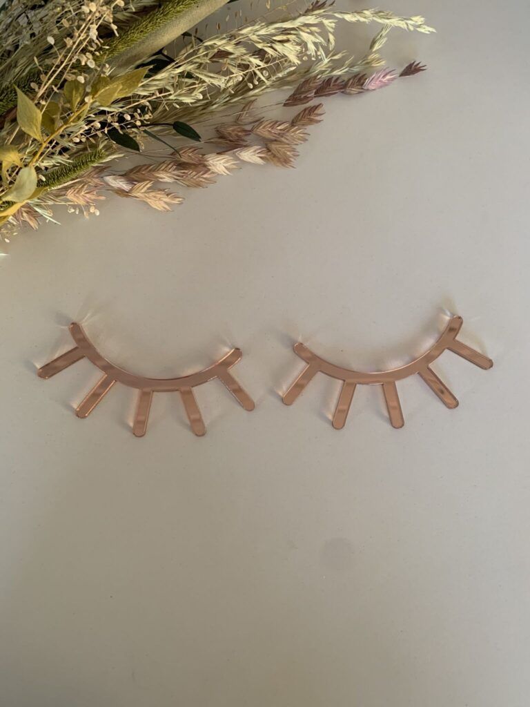 Øjenvipper -flere materialer